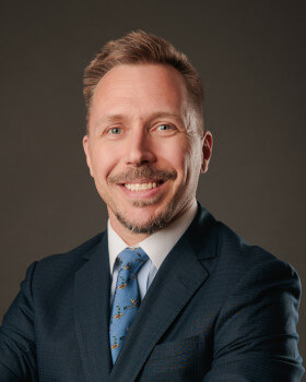 Eric Bennett, Senior Wealth Advisor picture