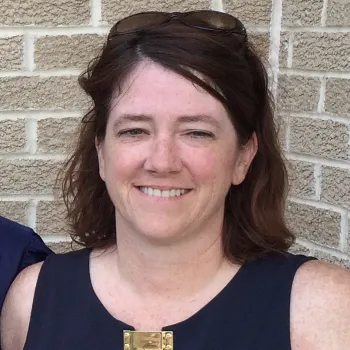 Amy Grove picture
