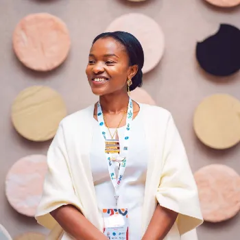 Dr. Masika Sophie picture