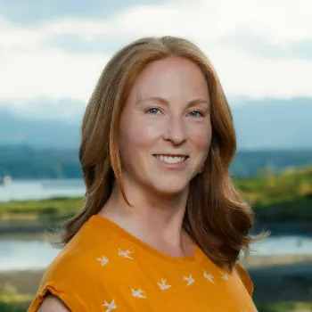 Dr. Sara Dubois