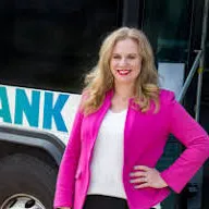 Gina Douthat picture