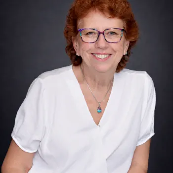 Mary L Berg
